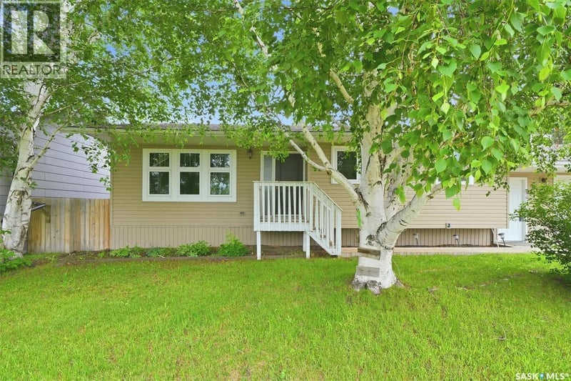 418 North Railway STREET, Warman, Saskatchewan, S0K4S0, Warman, Saskatchewan — photo 1 of 5