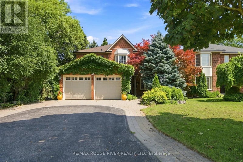 909 Ridge Valley Drive, Oshawa (Pinecrest), Ontario, L1K2G1, Oshawa (Pinecrest), Ontario — photo 1 of 5