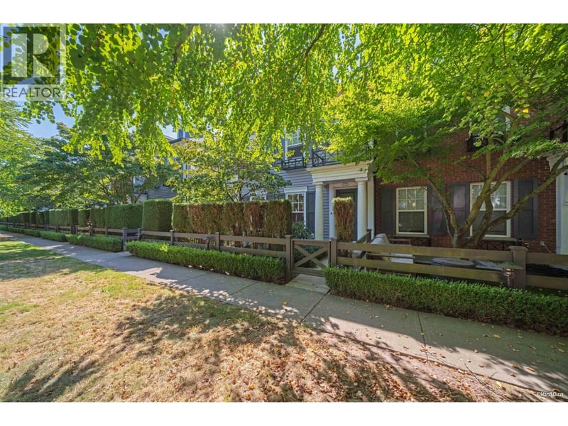#72 688 EDGAR Avenue, Coquitlam, British Columbia, V3K0A5, Coquitlam, British Columbia — photo 1 of 5