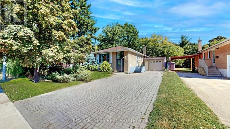 #Back 177 Maple Avenue, Richmond Hill (Harding), Ontario, L4C2J2, Richmond Hill (Harding), Ontario — photo 1 of 5