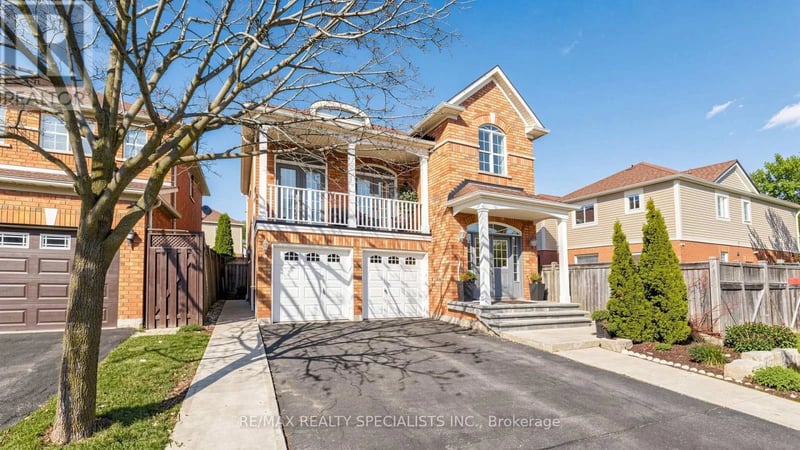 193 Queen Mary Drive, Brampton (Fletcher's Meadow), Ontario, L7A1Y3, Brampton (Fletcher's Meadow), Ontario — photo 1 of 5
