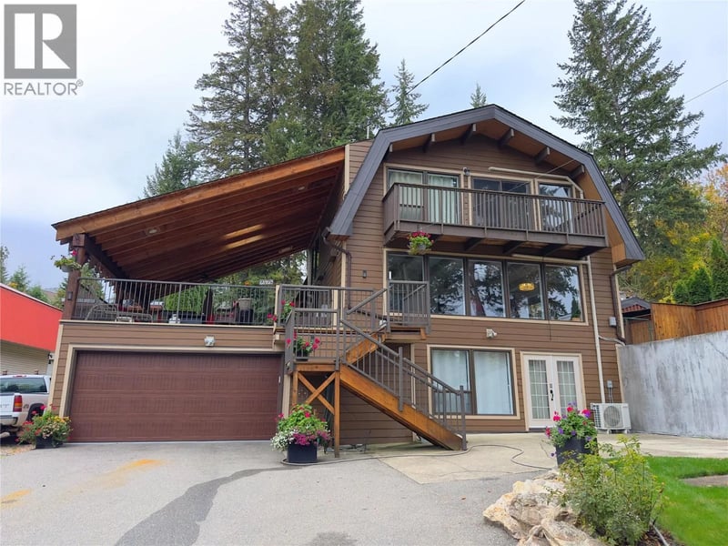 2428 Blind Bay Road, Blind Bay, British Columbia, V0E1H2, Blind Bay, British Columbia — photo 1 of 5