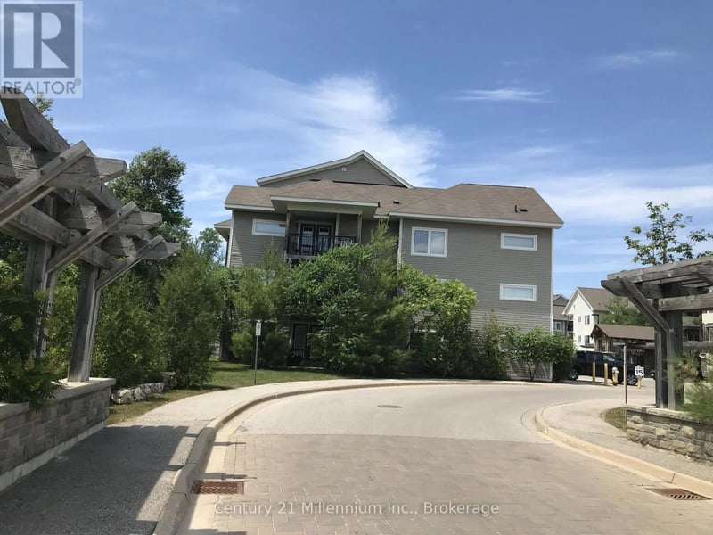 #301 2 Brandy Lane Drive, Collingwood, Ontario, L9Y0X4, Collingwood, Ontario — photo 1 of 5