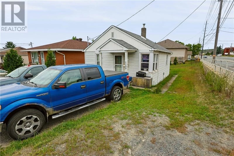 1137 Martin Avenue, Greater Sudbury, Ontario, P3A1Z8, Greater Sudbury, Ontario — photo 1 of 5