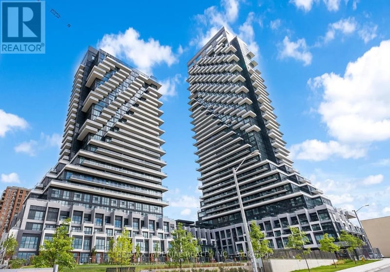 #834 20 Inn On the Park Drive, Toronto (Banbury-Don Mills), Ontario, M3C0P8, Toronto (Banbury-Don Mills), Ontario — photo 1 of 5