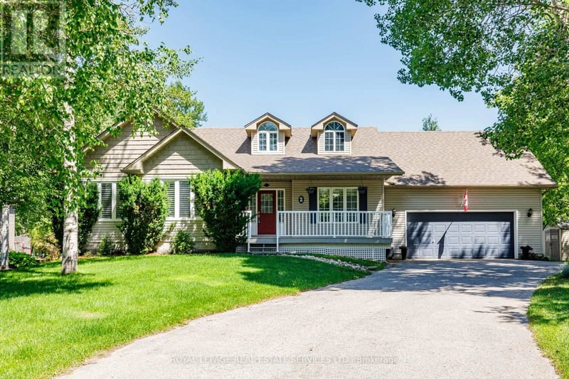2 Alexandra Lane, Wasaga Beach, Ontario, L9Z1N5, Wasaga Beach, Ontario — photo 1 of 5