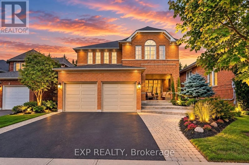 499 Silken Laumann Drive, Newmarket (Stonehaven-Wyndham), Ontario, L3X2H9, Newmarket (Stonehaven-Wyndham), Ontario — photo 1 of 5