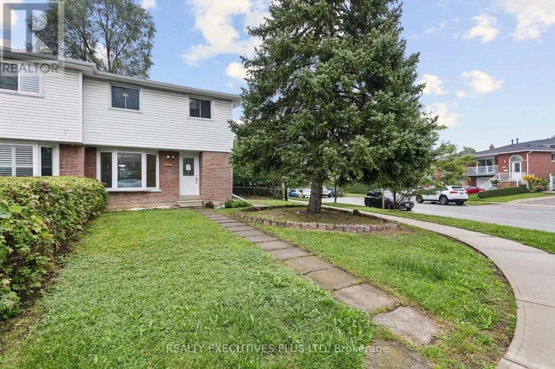 1037 Stainton Drive, Mississauga (Erindale), Ontario, L5C1G3, Mississauga (Erindale), Ontario — photo 1 of 5