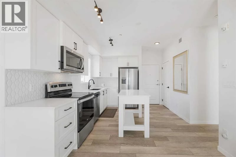 3727 Sage Hill Drive Northwest, Calgary, Alberta, T3R1T7, Calgary, Alberta — photo 1 of 5