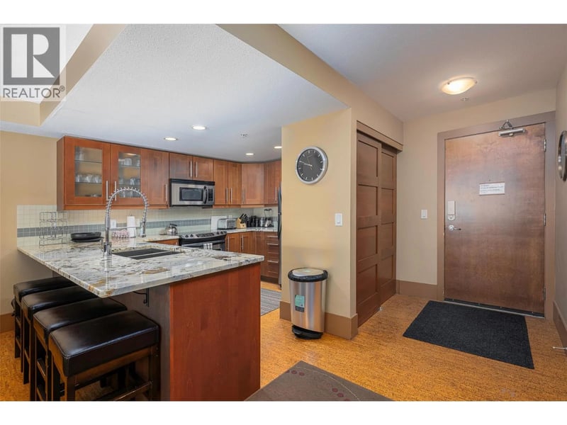 #301 5030 Snowbird Way, Big White, British Columbia, V1P1T4, Big White, British Columbia — photo 1 of 5