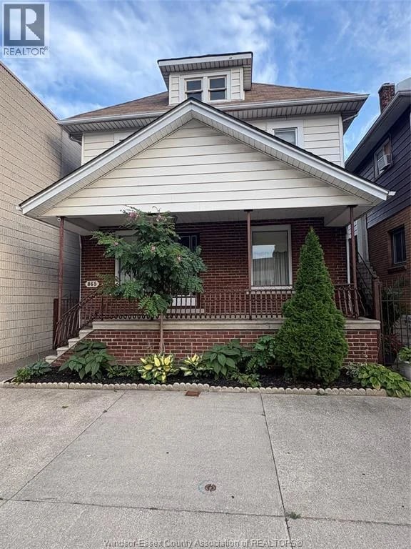 865 ERIE Street, Windsor, Ontario, N9A3Y7, Windsor, Ontario — photo 1 of 5