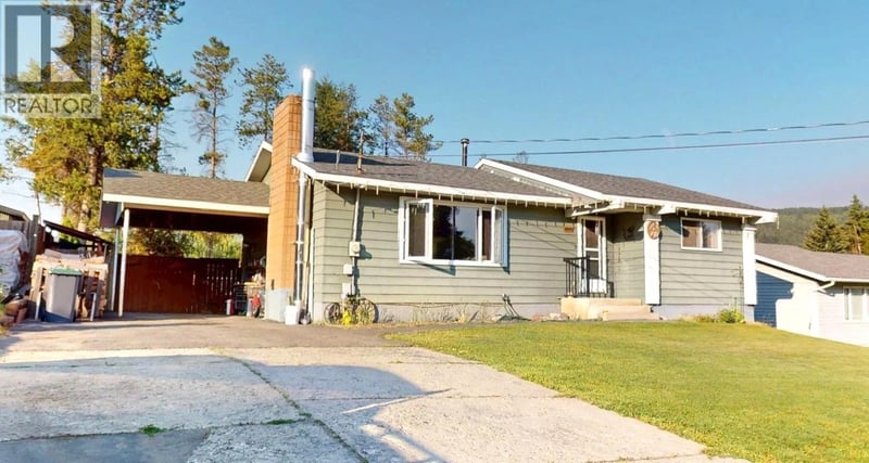 2405 Arbutus Street, Elkford, British Columbia, V0B1H0, Elkford, British Columbia — photo 1 of 5