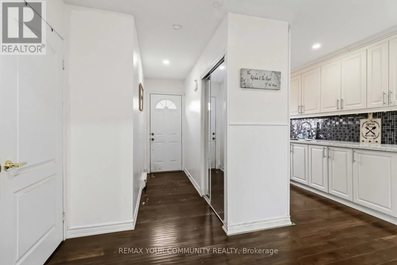 11 Grantbrook Court, Brampton (Northgate), Ontario, L6S2K8, Brampton (Northgate), Ontario — photo 1 of 5