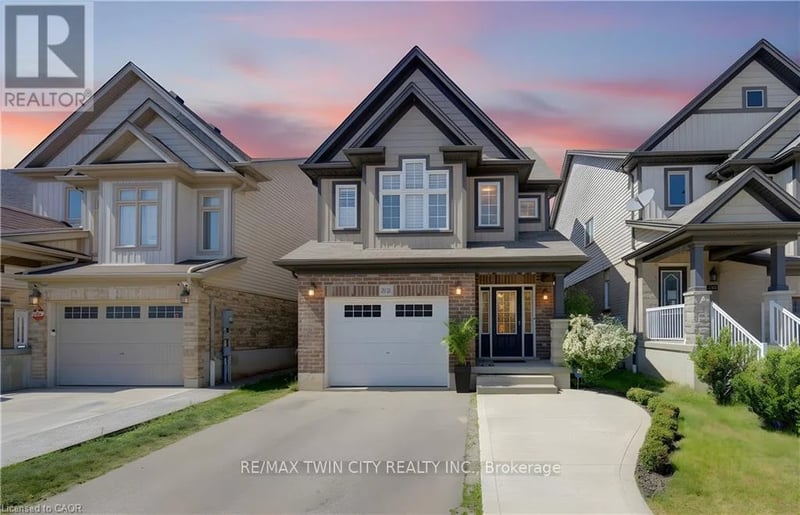 232 CRANBROOK Street, Kitchener, Ontario, N2P0B5, Kitchener, Ontario — photo 1 of 5
