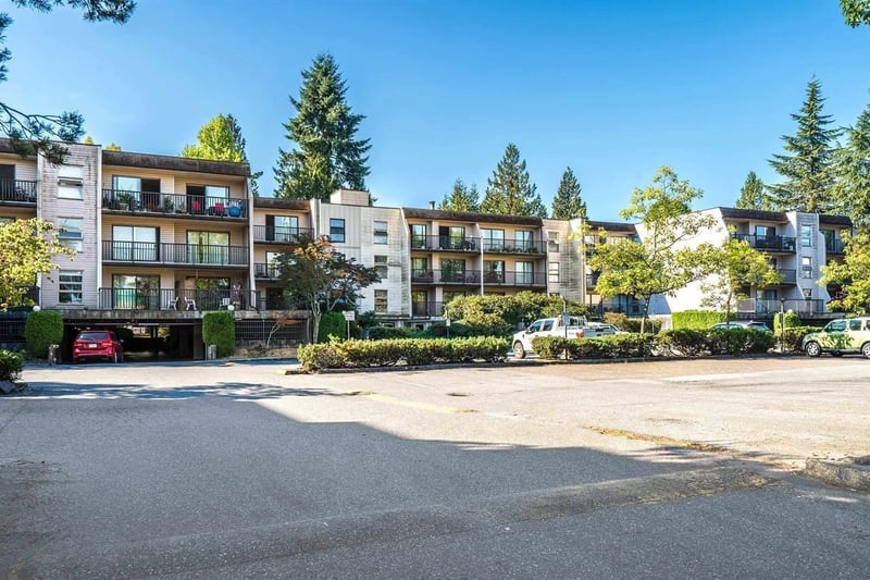 #307 15268 100 Avenue, Surrey, British Columbia, V3R7V1, Surrey, British Columbia — photo 1 of 5
