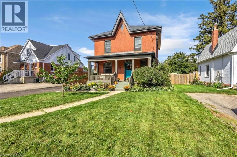 17 ALEXANDER Avenue, Paris, Ontario, N3L2V6, Paris, Ontario — photo 1 of 5