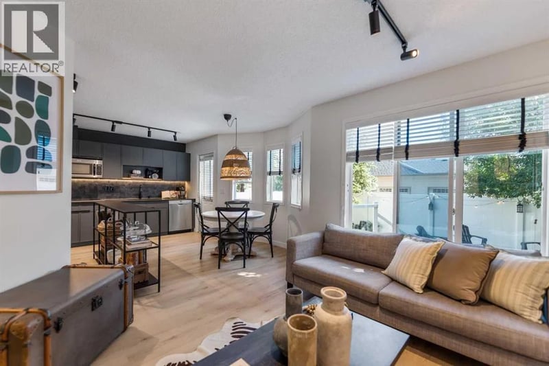 19 Everridge Villas Southwest, Calgary, Alberta, T2Y4Y9, Calgary, Alberta — photo 1 of 5