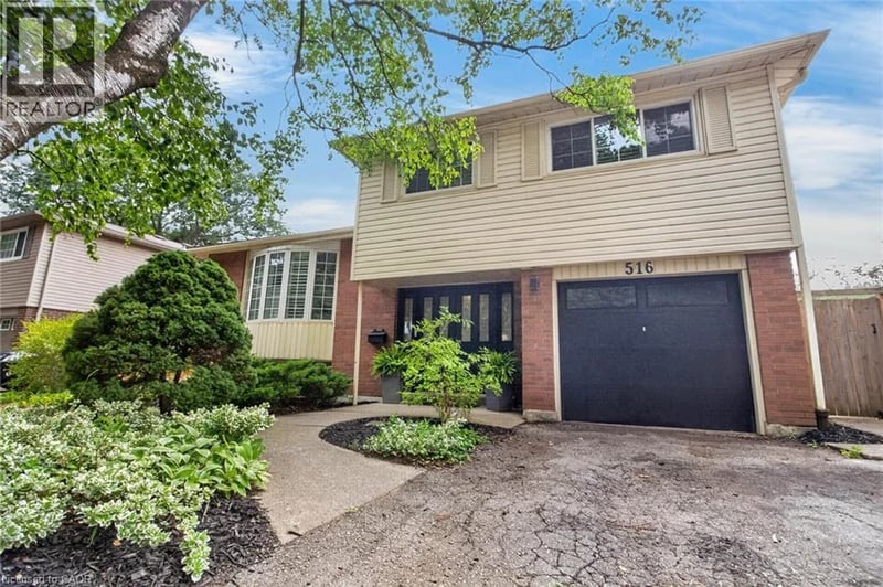 516 KENMARR Crescent, Burlington, Ontario, L7L4R7, Burlington, Ontario — photo 1 of 5