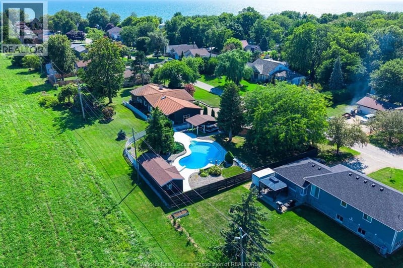 146 Gloucester Drive, Harrow, Ontario, N0R1G0, Harrow, Ontario — photo 1 of 5