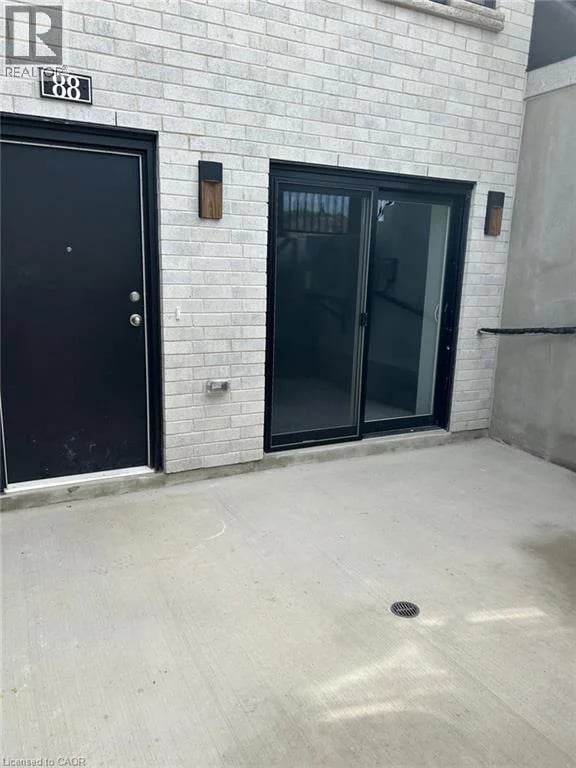 #88 130 OTTERBEIN Road, Kitchener, Ontario, N2B3E4, Kitchener, Ontario — photo 1 of 5