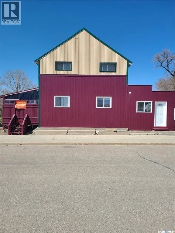 48 Main STREET, Manor, Saskatchewan, S0C1R0, Manor, Saskatchewan — photo 1 of 5