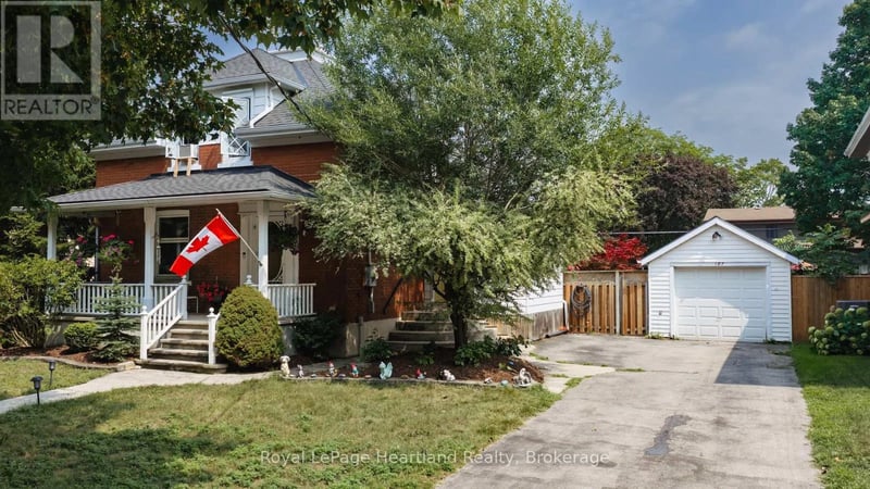 187 CAMERON Street, Goderich (Goderich (Town)), Ontario, N7A3K9, Goderich (Goderich (Town)), Ontario — photo 1 of 5