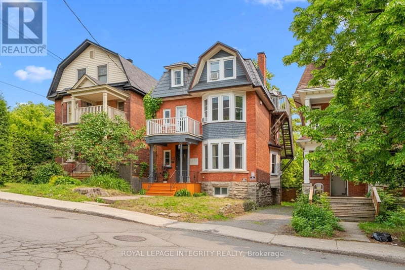 #3 339 Chapel Street, Ottawa, Ontario, K1N7Z5, Ottawa, Ontario — photo 1 of 5