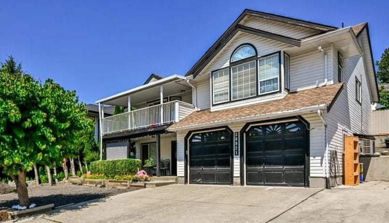 30921 SANDPIPER Drive, Abbotsford, British Columbia, V2T5G6, Abbotsford, British Columbia — photo 1 of 5