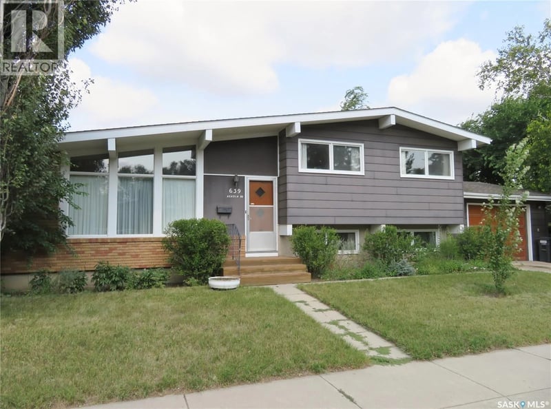 639 Acadia DRIVE, Saskatoon, Saskatchewan, S7H3V8, Saskatoon, Saskatchewan — photo 1 of 5