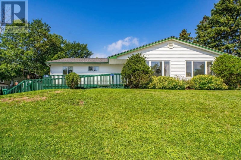 122 Victoria Street, Windsor, Nova Scotia, B0N2T0, Windsor, Nova Scotia — photo 1 of 5