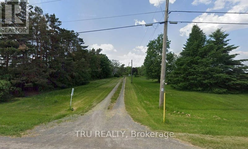 12013 Hogaboam Road, North Dundas, Ontario, K0E1J0, North Dundas, Ontario — photo 1 of 5