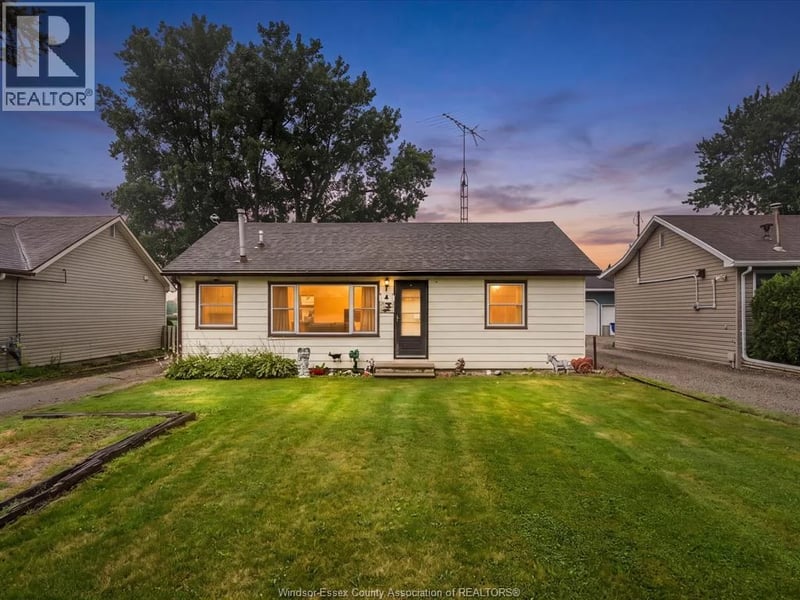 4 Standaert Road, Chatham-Kent, Ontario, N7M5J7, Chatham-Kent, Ontario — photo 1 of 5