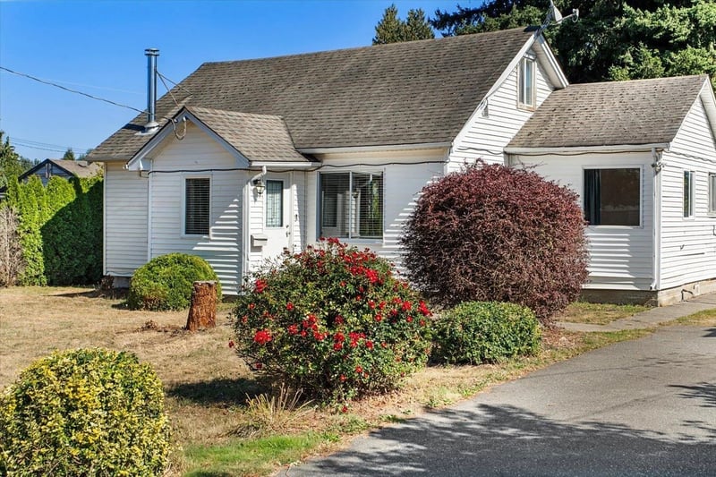9260 MCNAUGHT Road, Chilliwack, British Columbia, V2P6E6, Chilliwack, British Columbia — photo 1 of 5