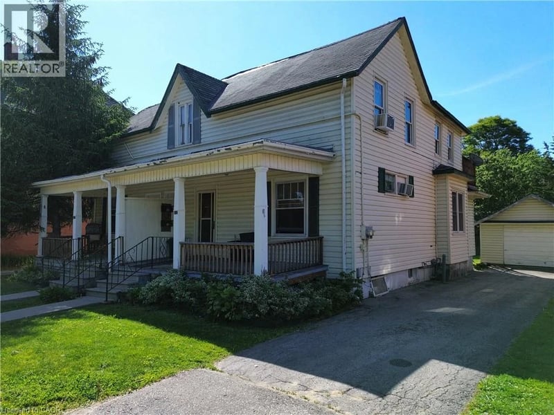 102 STANLEY Street, Simcoe, Ontario, N3Y1M4, Simcoe, Ontario — photo 1 of 5