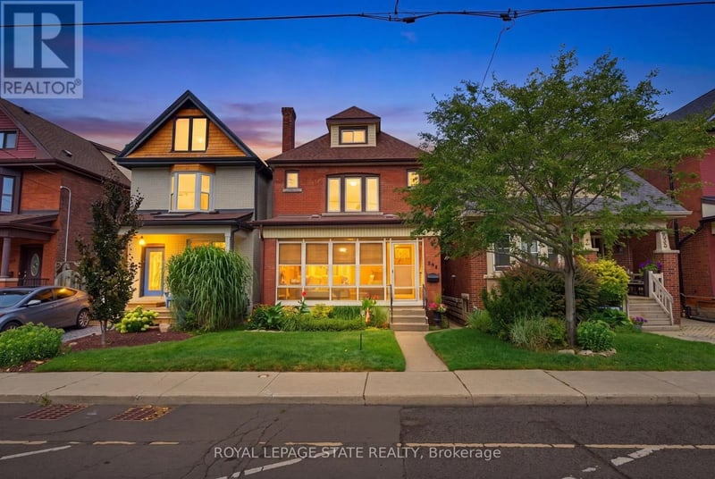 394 Charlton Avenue West, Hamilton (Kirkendall), Ontario, L8P2E7, Hamilton (Kirkendall), Ontario — photo 1 of 5