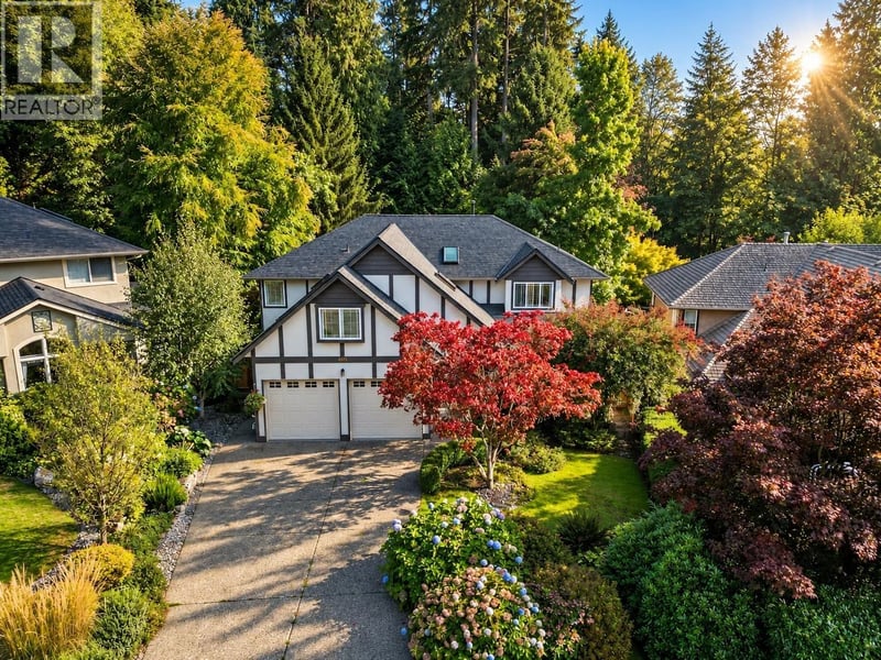 3373 HUNTLEIGH Court, North Vancouver, British Columbia, V7H1C9, North Vancouver, British Columbia — photo 1 of 5