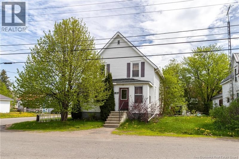 22 Bridge Street, Apohaqui, New Brunswick, E5P3M6, Apohaqui, New Brunswick — photo 1 of 5
