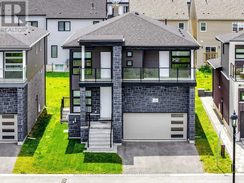 #86 121 Sebastian Street, Blue Mountains, Ontario, N0H1J0, Blue Mountains, Ontario — photo 1 of 5