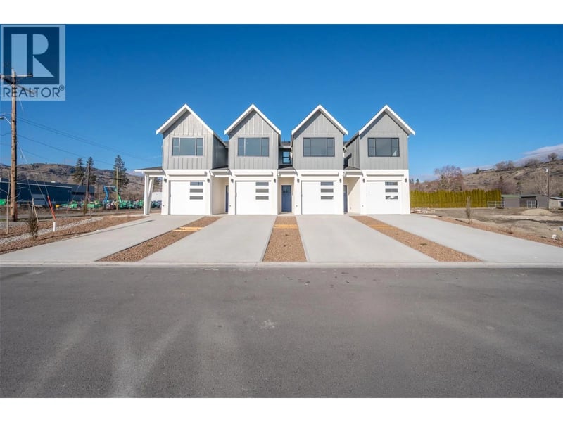 #3 194 Maple Place, Oliver, British Columbia, V0H1T9, Oliver, British Columbia — photo 1 of 5
