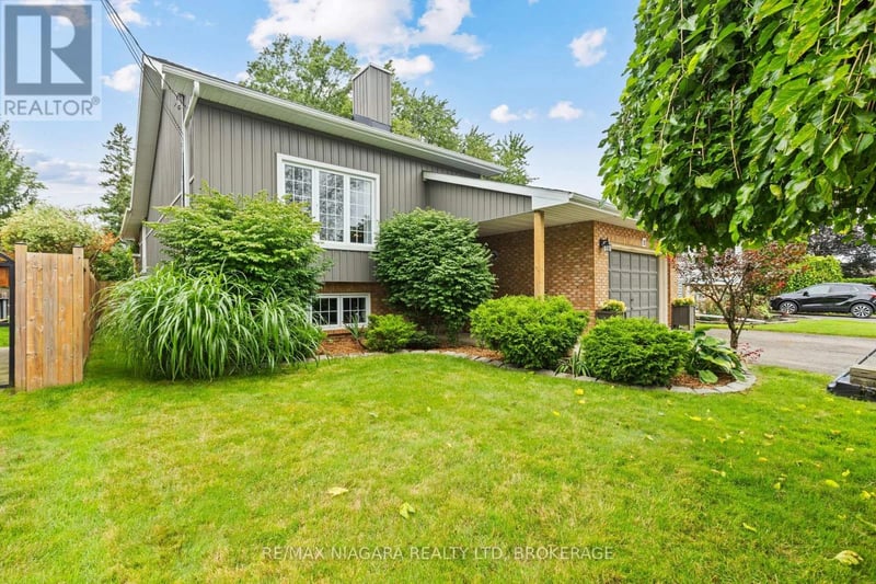 11 Northhaven Road, Welland (N. Welland), Ontario, L3C1W9, Welland (N. Welland), Ontario — photo 1 of 5