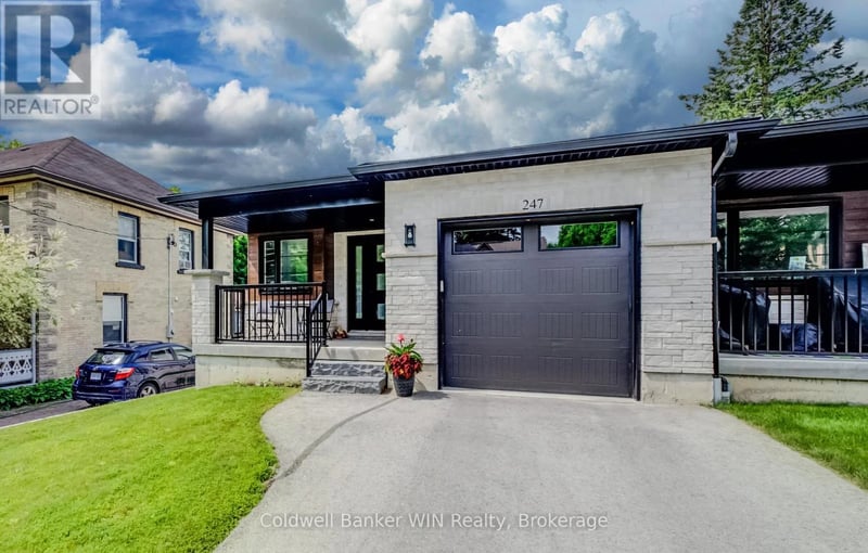 247 Fergus Street North, Wellington North (Mount Forest), Ontario, N0G2L2, Wellington North (Mount Forest), Ontario — photo 1 of 5