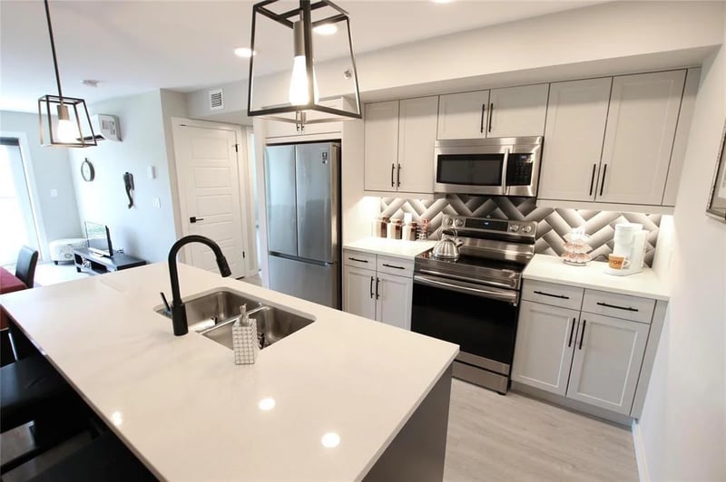 545 Dale Boulevard, Winnipeg, Manitoba, R3R3Y9, Winnipeg, Manitoba — photo 2 of 5