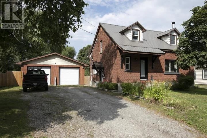 317 Goulais AVE, Sault Ste. Marie, Ontario, P6C5A3, Sault Ste. Marie, Ontario — photo 1 of 5