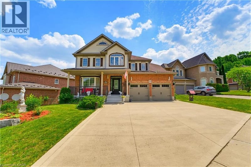 805 MUNICH Circle, Waterloo, Ontario, N2V2N5, Waterloo, Ontario — photo 1 of 5