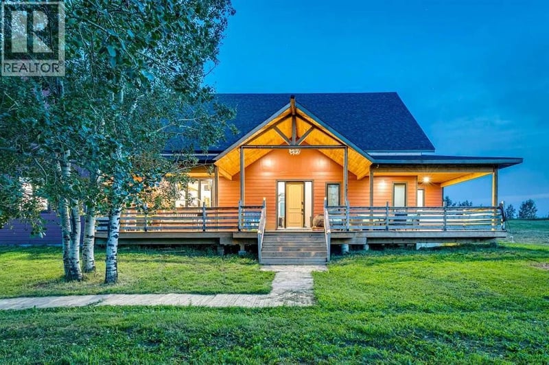 32183 552 Highway East, Rural Foothills County, Alberta, T1S4Z1, Rural Foothills County, Alberta — photo 1 of 5