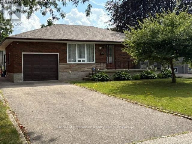 41 Whiltshire Drive North, Brantford, Ontario, N3R5B1, Brantford, Ontario — photo 1 of 5