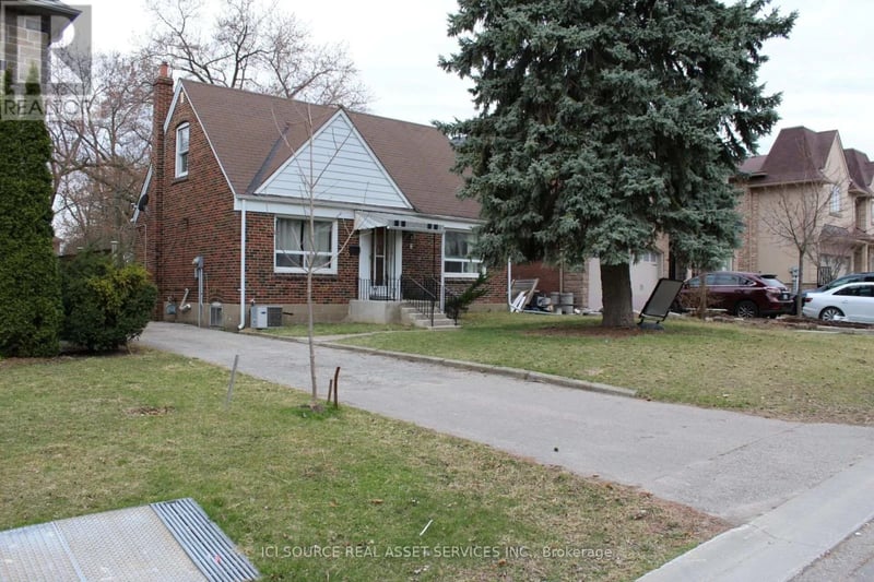 8 Talbot Road, Toronto (Willowdale West), Ontario, M2N2S9, Toronto (Willowdale West), Ontario — photo 1 of 5