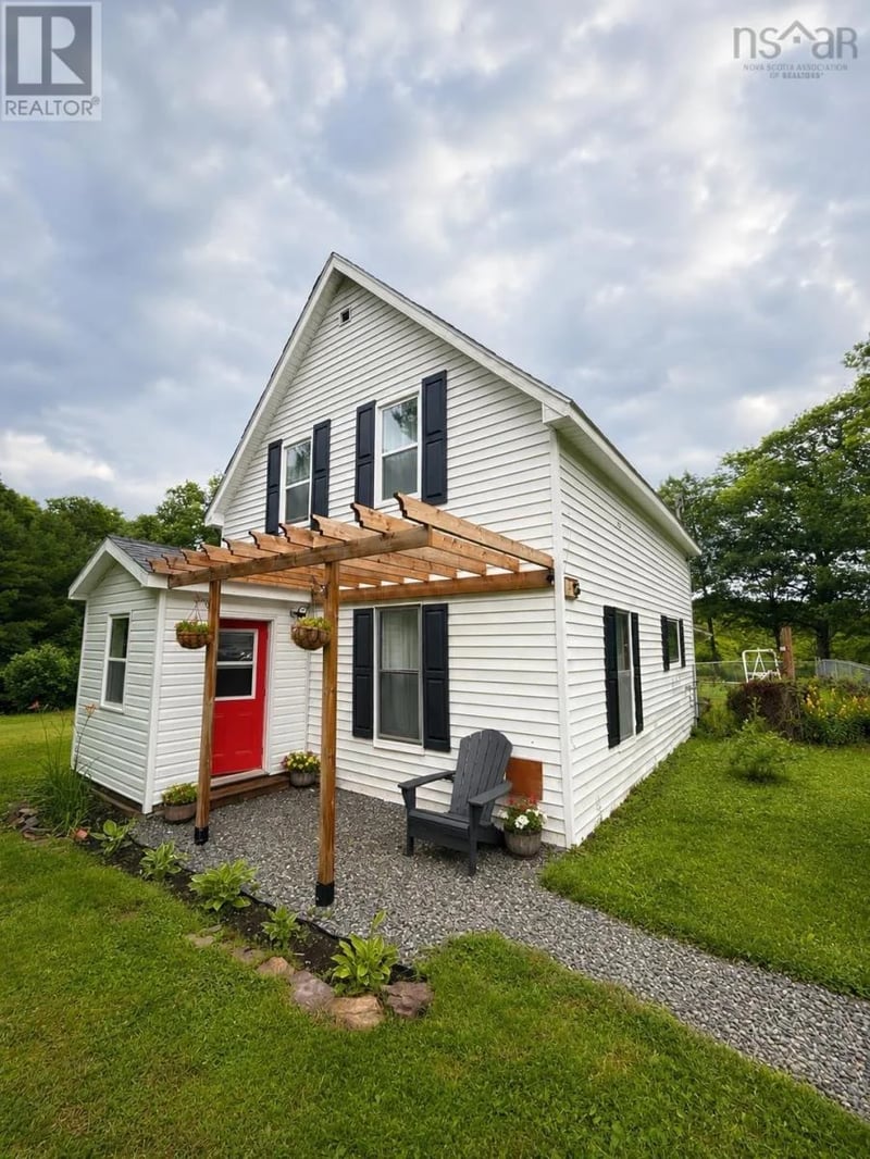 14 River Street, Eureka, Nova Scotia, B0K1B0, Eureka, Nova Scotia — photo 1 of 5