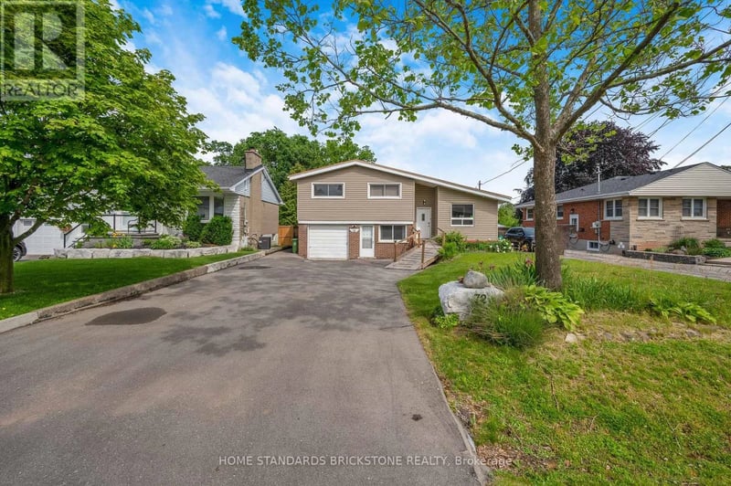 72 Mountain Avenue North, Hamilton (Stoney Creek), Ontario, L8G3P5, Hamilton (Stoney Creek), Ontario — photo 1 of 5