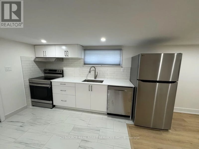 82 Cleta Drive, Toronto (Kennedy Park), Ontario, M1K3G7, Toronto (Kennedy Park), Ontario — photo 1 of 5